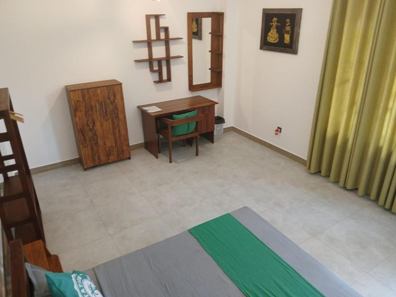 Plantation Surf Inn & Restaurant - Midigama East Quarto foto